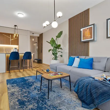 Golden Moon * Bratysława