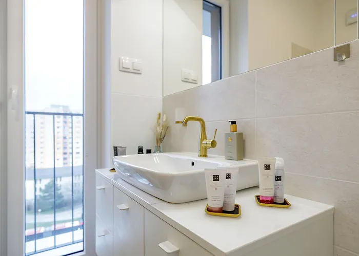 Golden Moon Apartamento